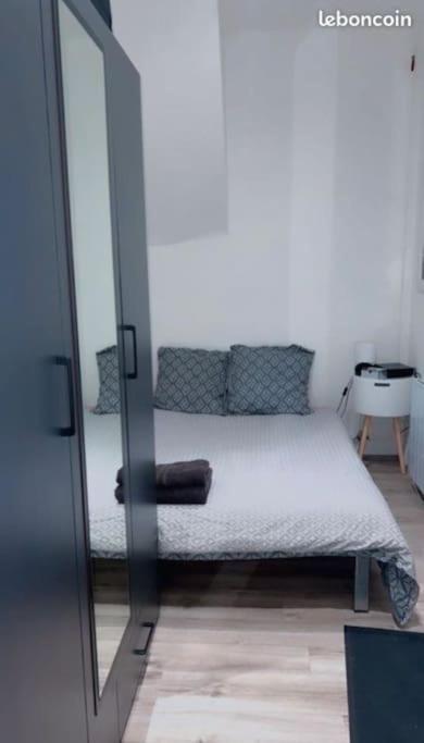 Superbe Appartement Hyper Centre-Ville De Melun Esterno foto
